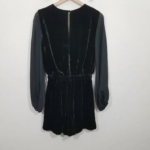 NWT INTERMIX Sophie Velvet Blouson Sleeve Romper Black Size 6